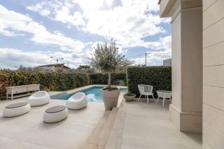 Villa Karina - Luxury Getaway with Pool & Jacuzzi - Dhërmi - 9