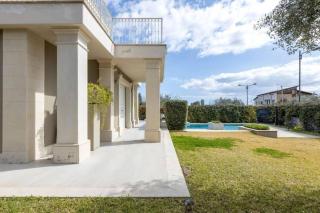 Villa Karina - Luxury Getaway with Pool & Jacuzzi - Dhërmi - 2