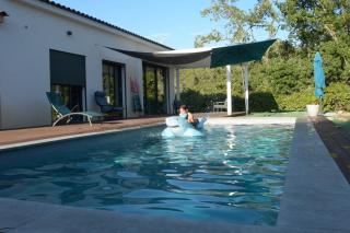 Modern house with pool - 7