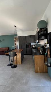 Modern house with pool - 3