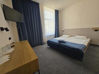 Hotel Astoria City Center - 2