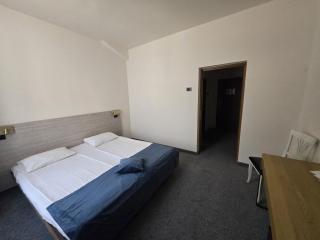 Hotel Astoria City Center - 1