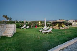 New Beachfront villa Six Stars in Chania,close to the beach & amenities - Kamisianá - 8