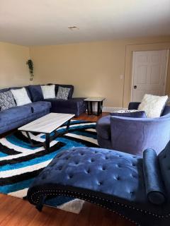 East Riverdale Enchanting 4 bedroom with 2 full bathrooms - Upper Marlboro - 0
