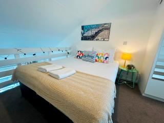 On the Water with Free Parking - By My Getaways - Brighton & Hove - 2