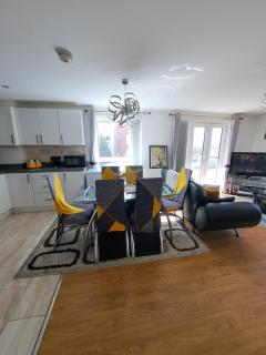 Ebbsfleet International Homestay - Swanscombe - 3