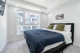 Modern Townhouse Rooftop Vibes - 3