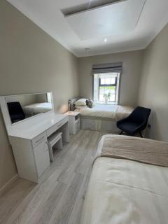 Oakdale Lodge - - 6