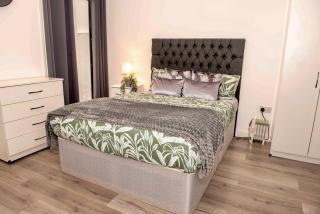 Ground Floor 2 Bedroom Apartment Southsea - Free Parking - 1