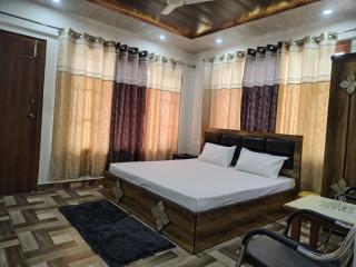 Errrrrrr - Kasauli - 1