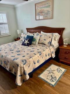 Excellent beach front community, golf course, tennis, sunny weather year round! - Fort Pierce - 1