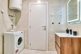 Twin Towers LT Luxury - Bečići - 8