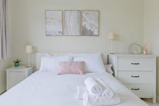 Bright and Welcoming 2BD Flat in South West London - Londra - 8