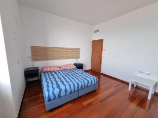 Seafront Luna Apartment - 6