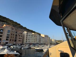 appartement climatisé vue panoramique sur port Bonifacio - 9