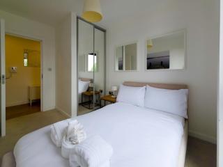 Spacious Stylish Flat with Balcony Pass The Keys - Londra - 7