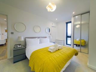 Spacious Stylish Flat with Balcony Pass The Keys - Londra - 9