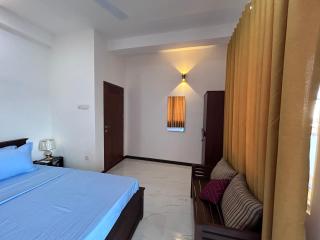 White Terrace Apartments - Negombo - 7