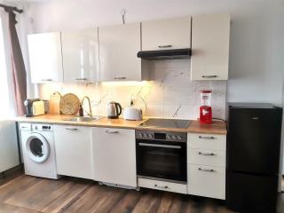 Przestronny apartament z dwiema sypialniami - Dzierżoniów - 1