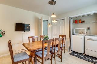 Family Retreat with 2 Game Rooms and Deck in Long Pond - 4