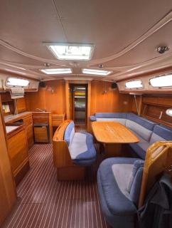 Segeln in Griechenland inklusive Skipper und Tourguide auf einer Bavaria 46 Cruiser 4 Kabinen für 7 Nächte im Ionischen Meer mit maximal 6 Personen PREIS GILT FÜR DIE GANZE YACHT UNABHÄNGIG VON DER PERSONENZAHL An- und Abreise SAMSTAG - 7