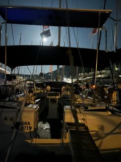 Segeln in Griechenland inklusive Skipper und Tourguide auf einer Bavaria 46 Cruiser 4 Kabinen für 7 Nächte im Ionischen Meer mit maximal 6 Personen PREIS GILT FÜR DIE GANZE YACHT UNABHÄNGIG VON DER PERSONENZAHL An- und Abreise SAMSTAG - 4