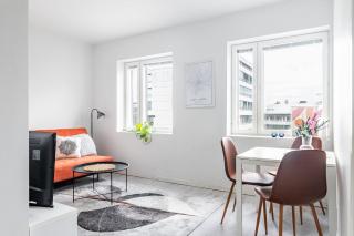 Modern 1BR Home with Sauna & Balcony - Lahti - 9