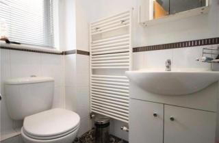 Mayfield Bed and Breakfast - 9