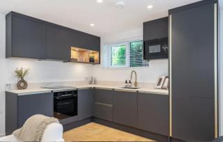 Exclusive 1bedroom Flat - Chiswick Business Park! - London - 2
