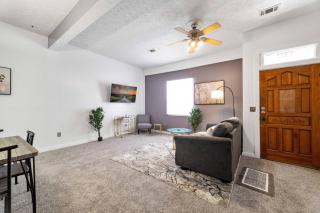 Collins Avenue Duplex – 2 Homes - Columbus - 6