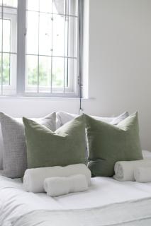 Modern 2BR Flat with 3 Beds Urban Getaway - Cherry - 7