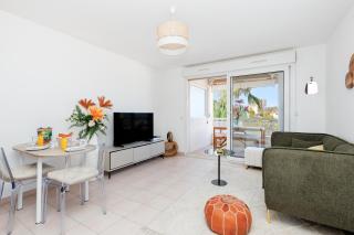 T2 lumineux - Clim - Piscine - Proche centre Cannes - 2