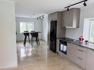 Modern City House with Sauna - 5