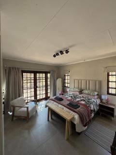 Around the corner - Pretoria - 7