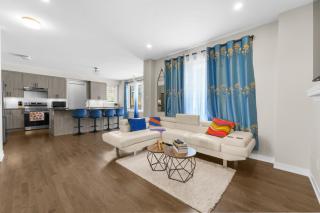 Velora Luxe Retreat - Ottawa - 7