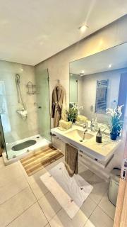 Pestana Ocean View 2 Bedroom Apartment - 2