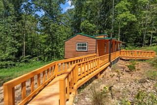 The Heartwood Hideaway-Charming Cabin Getaway-Trails, Creek, and Starry Nights - 6