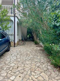 Vir Island Apartments, Beach Terrace Retreat - 9