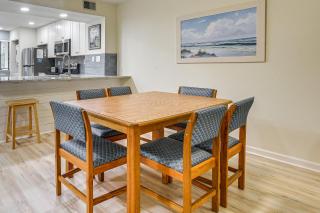 Steps to Myrtle Beach Condo with Pool Access - Myrtle Beach - 3