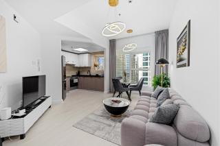 Stylish Apartment with Pool, Gym and Skyline View Dubai Gate - 0