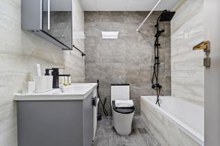 Stylish Apartment with Pool, Gym and Skyline View Dubai Gate - 5