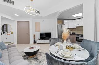 Stylish Apartment with Pool, Gym and Skyline View Dubai Gate - 1