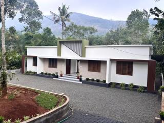 Goldino Homestay - 0