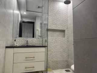 Pop Art Haven - Gulberg 3 Opus - 2