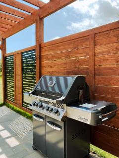 Inn The Orchard, Modern Cottage, private Hot Tub - 2