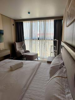 Buston Resort - 1