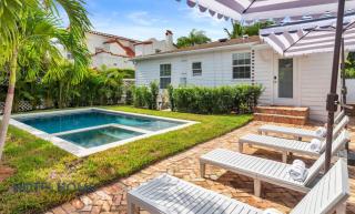 The Blue Door Villa - 8