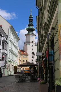 Central Apartmany Biela street - Bratislava - 4