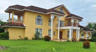 Zoey Casa - Accra - 2