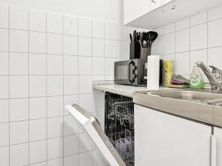 Central Stuttgart 3BR 12 Pax - Stuttgart - 2